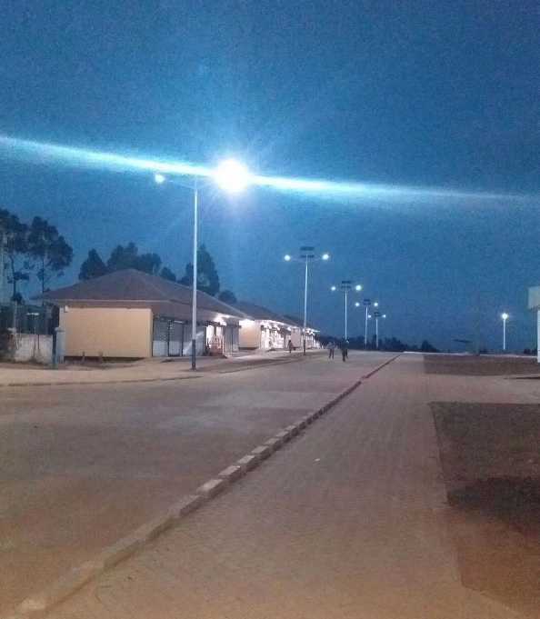 鱼峰区非洲科特迪瓦太阳能路灯工程